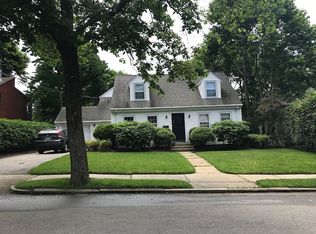 63 Maplewood Ave, Newton, MA 02459