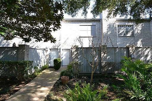 1st image of 240 Wilcrest Dr #240