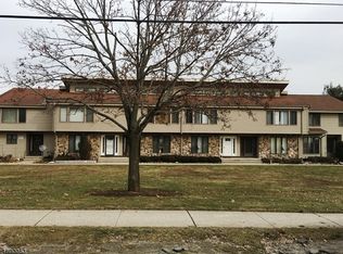 41 McPeek Rd, Lafayette, NJ 07848