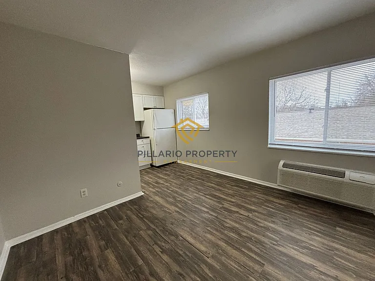 2345 Perkins Ave — Photo 16