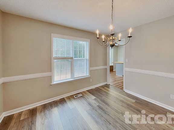 5th image of 196 Clarence Ln