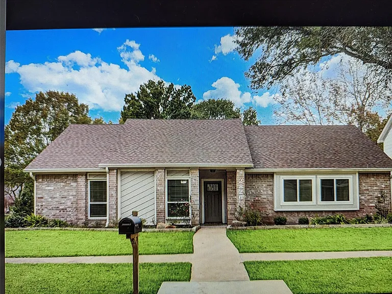 2826 Edgewood Dr — Photo 18