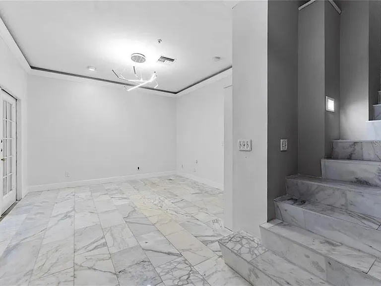 1437 Harbour Walk Rd — Photo 4