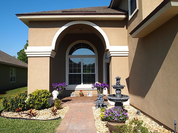 3rd image of 14178 Summer Breeze Drive E