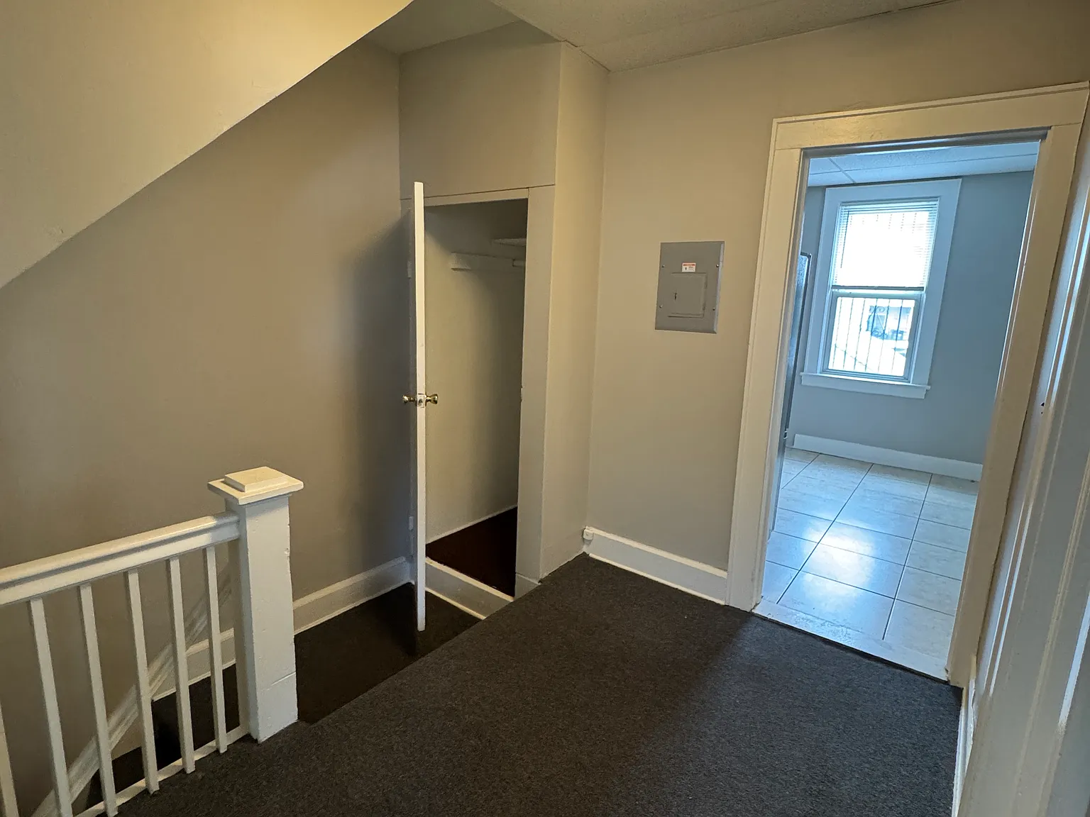 2 bed, 1200 sqft, $2,700 — Photo 4