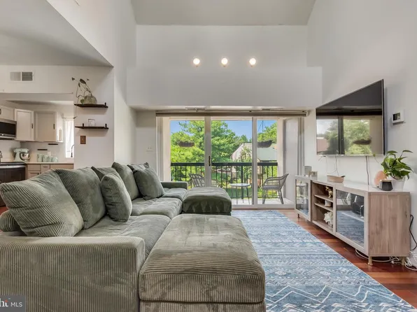 15708 Dorset Rd APT 179, Laurel, MD 20707
