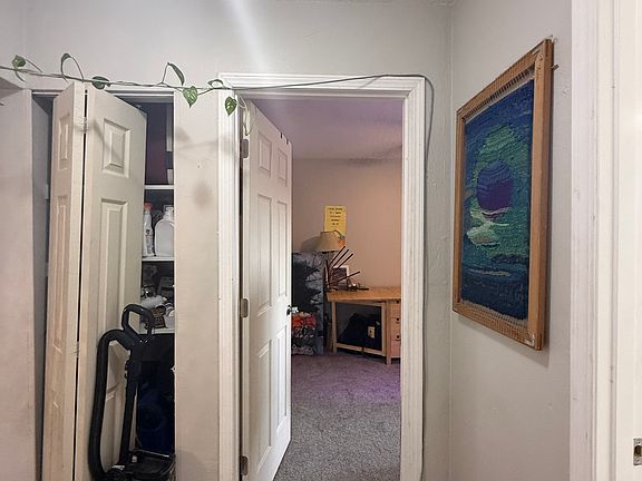 3rd image of 814 11th Ave SE APT 204