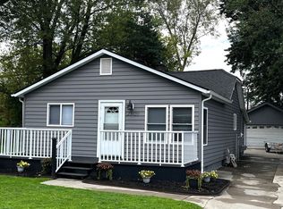25050 Harrison St, Harrison Township, MI 48045