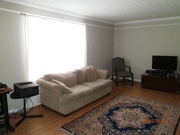2nd image of 264 Essex Pl