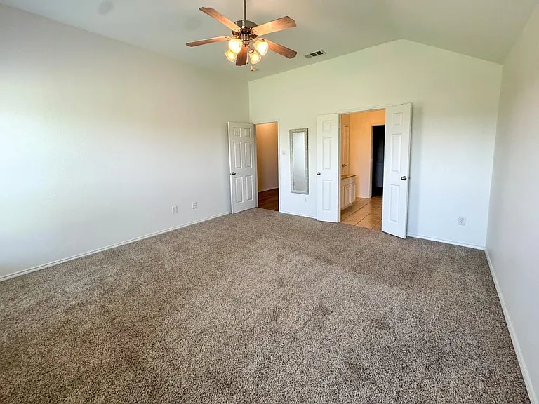 6416 Meadowcrest Ln — Photo 14