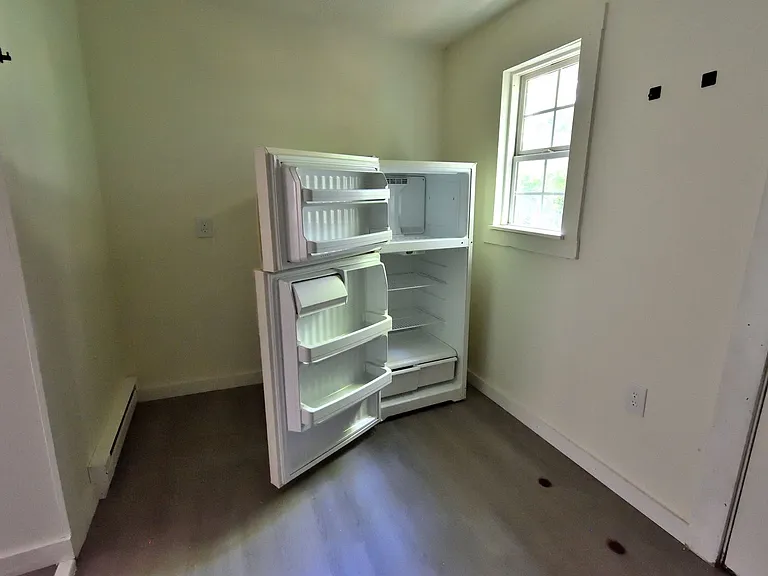829 Gay St — Photo 8