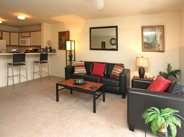 Rivers Edge | 1 New River Dr, Radford, VA
