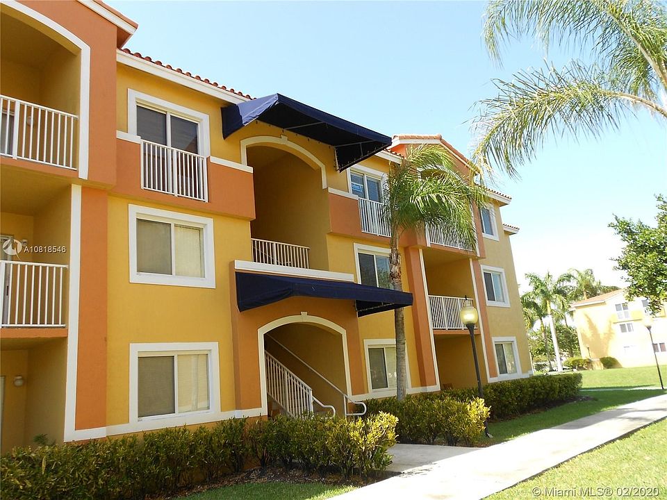 1st image of 20950 SW 87th Ave APT 307