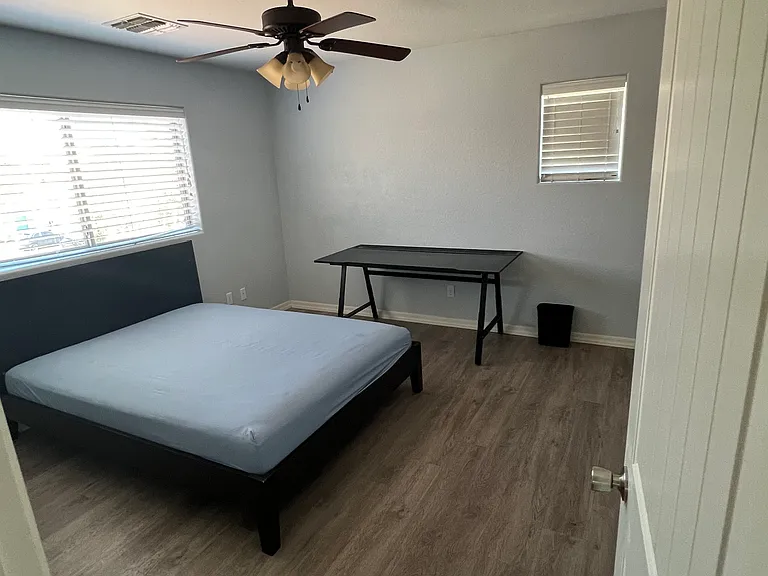 1442 S Newberry Ln — Photo 9