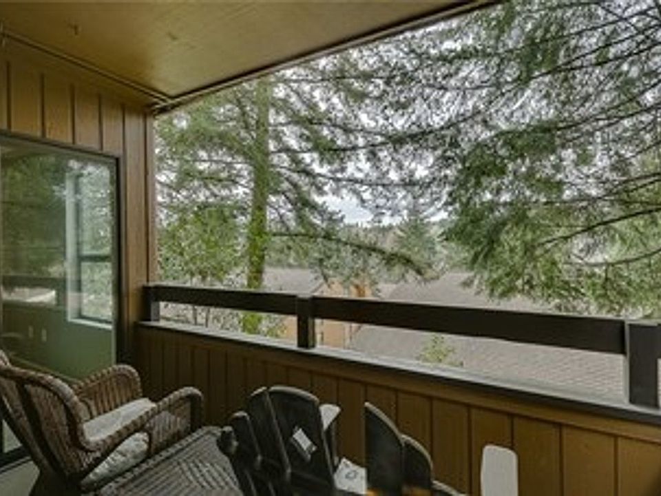 1st image of 3531 109th Pl NE APT 4