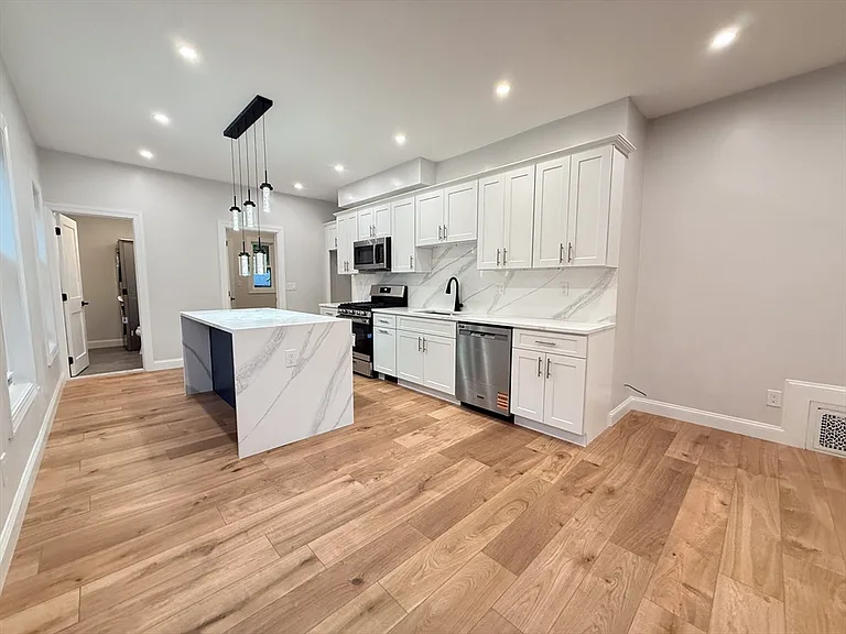 16 Willow Ave #2 — Photo 21
