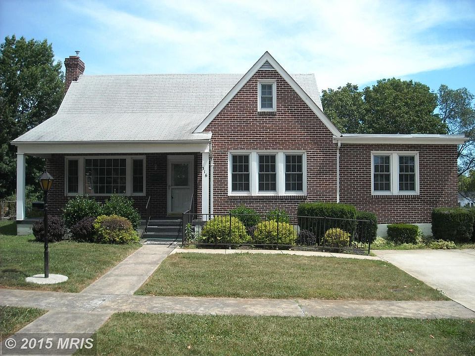 Exterior (Front)