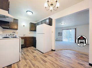 1015 12th St NE #9, Jamestown, ND 58401