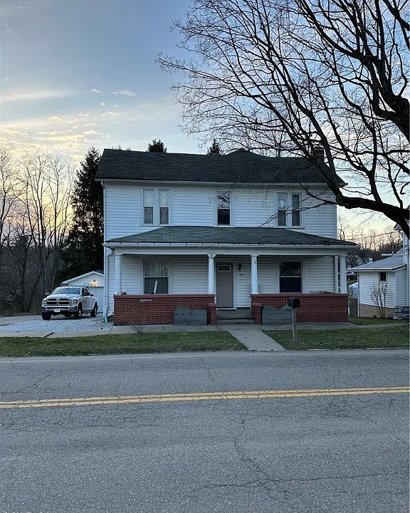 1st image of 303 S Main St