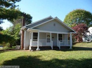 238 Burkewood Dr, Winston Salem, NC 27104