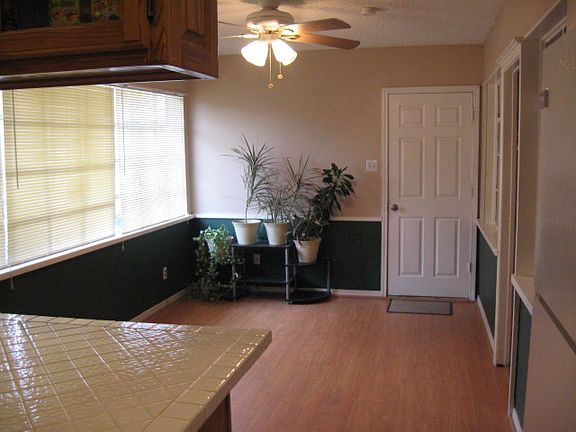 5th image of 3617 W Spurgeon St