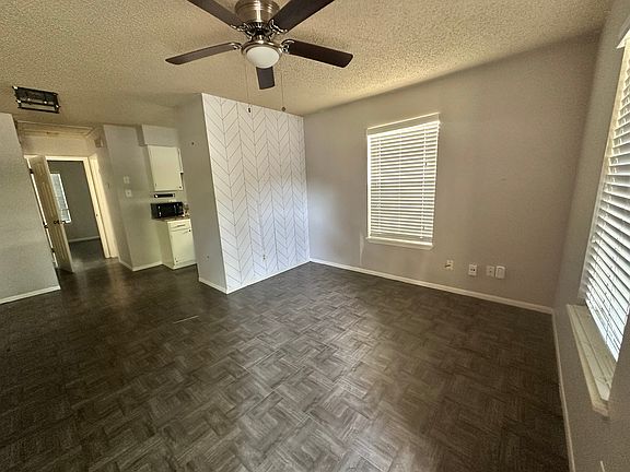 5th image of 1717 W Kings Hwy