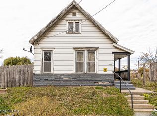 1029 Sherman St, Toledo, OH 43608