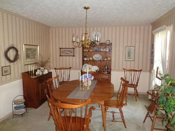 5th image of 8912 Ormand Ln