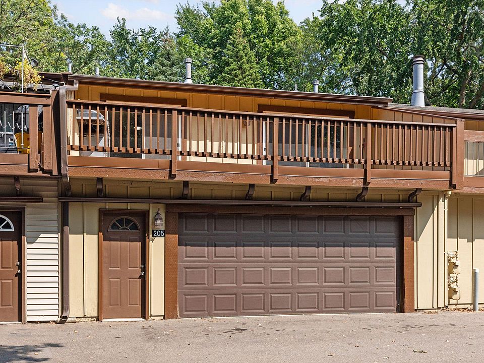 1st image of 205 River Woods Ln