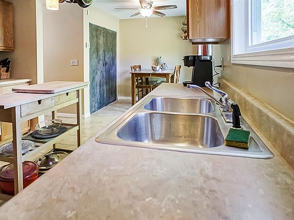5th image of 50614 Regina Way #46628