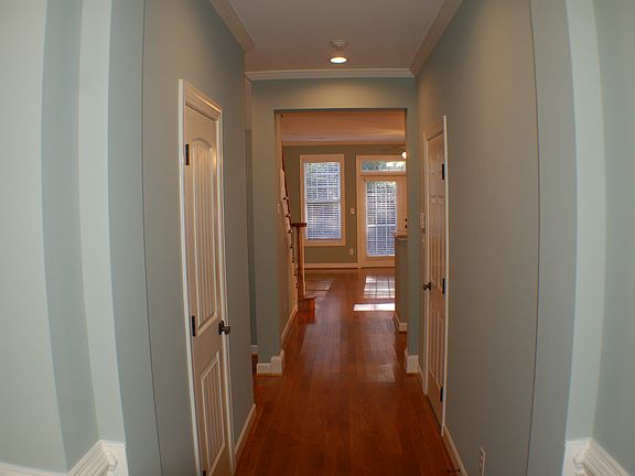 5th image of 13 Abernathy Dr