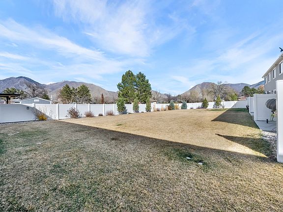 3rd image of 216 N 1750 W