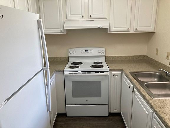 4th image of 11200 Greenwood Ave N #1-49
