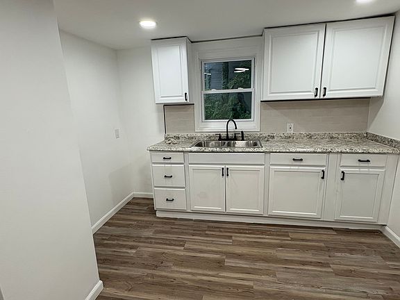 2nd image of 119 Cherry Ann St #1