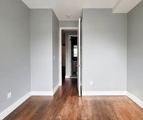 Rented by Artur Gutman, LREB | media 10