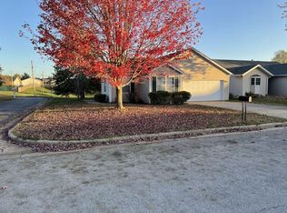 987 W Birch St, Nixa, MO 65714