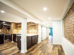 129 R St NE #B, Washington, DC 20002