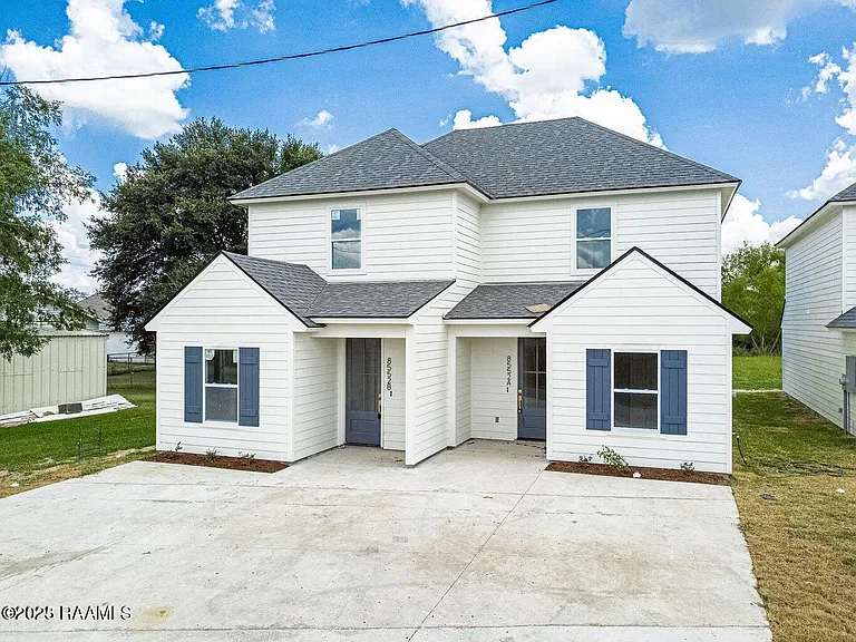 8552 Cat Rd #B — Photo 3
