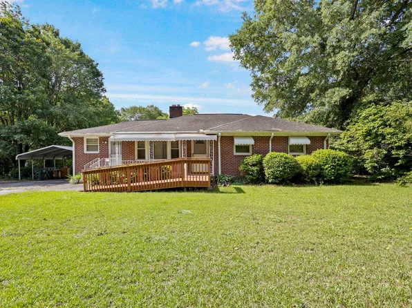 208 Shady Glen Dr, Greer, SC 29651