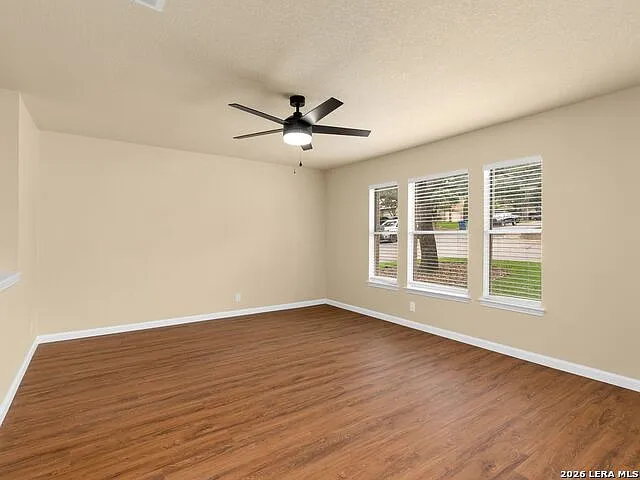 4 bed, 2.5 bath, 3635 sqft, $3,400 — Photo 3