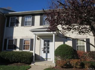 578 Lenape Ct, Suffern, NY 10901