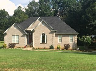 566 Oak Valley Rd, Springville, AL 35146