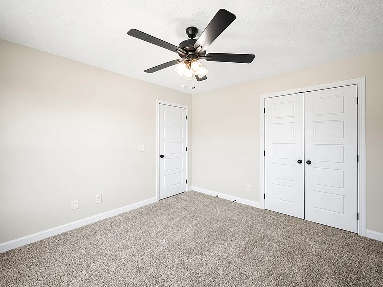 1749 Powell Rd — Photo 45