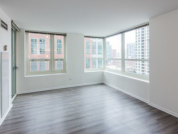 5th image of 345 N La Salle Dr APT 1410