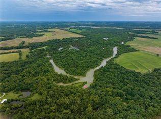 685 NE 1002p Rd, Calhoun, MO 65323