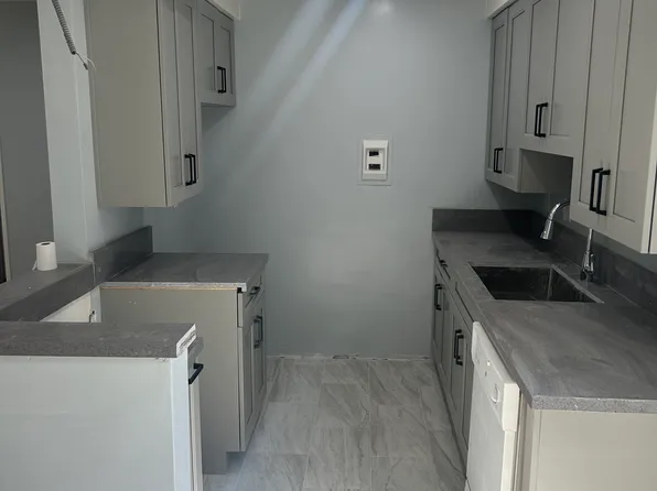 8654 Falmouth Ave APT 8, Playa Del Rey, CA 90293