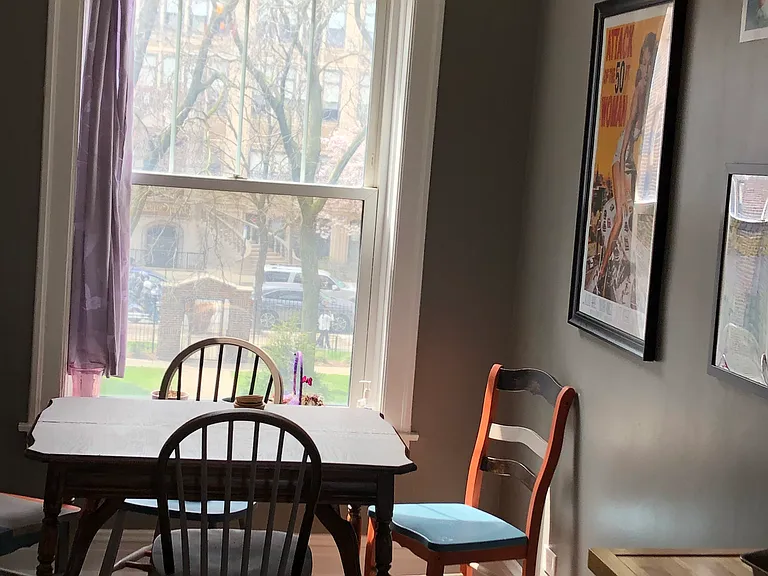 kitchen/dining area