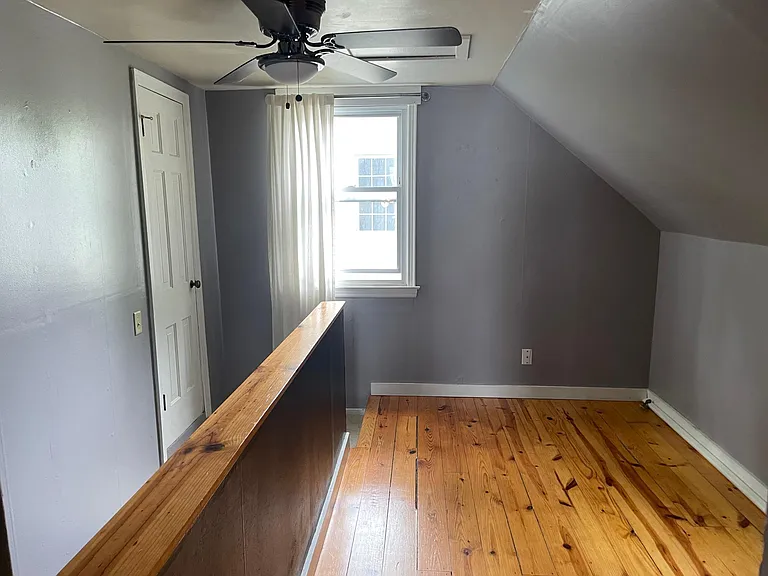 2818 Myrtle St — Photo 15
