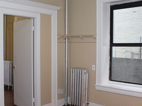 2nd image of 1021 Ocean Ave APT 1