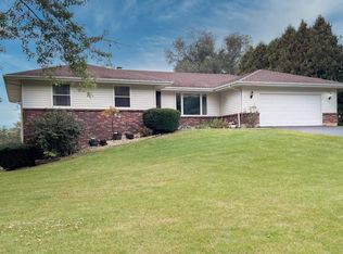 4036 Fox Hills Dr, Rockford, IL 61101
